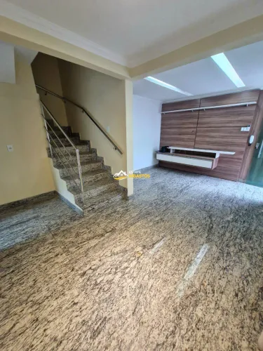 Casa Geminada 180m2 com 3 Quartos e Churrasqueira no Santa Terezinha BH Ref.:22324