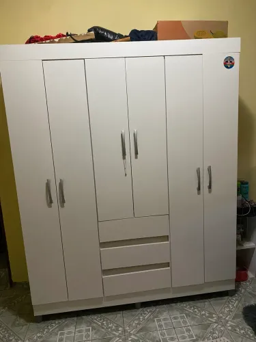 Guarda roupas 6 portas - Branco