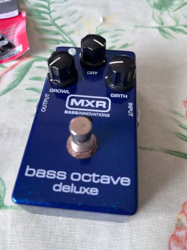 Pedal Mxr Octave Deluxe  Contrabaixo 