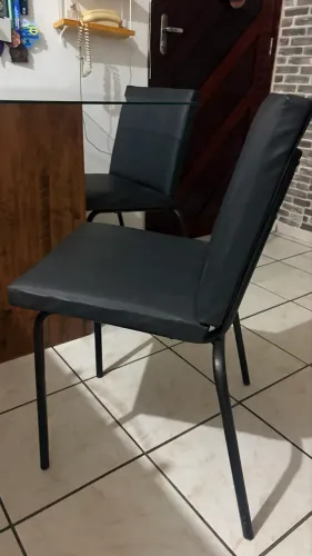 2 cadeiras de ferro alcochoadas