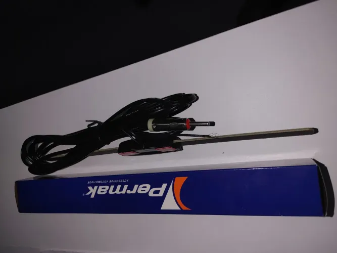 Antena automotiva permak