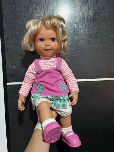 Boneca Ananda (com todos os acessórios)