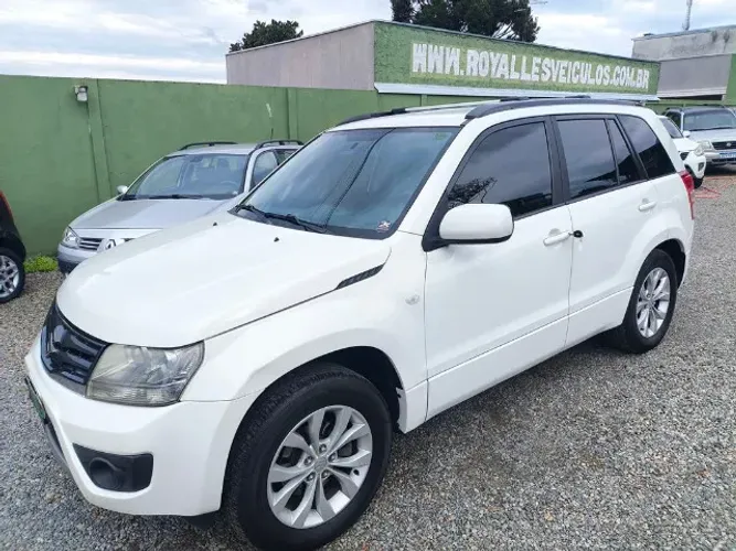 Suzuki Grand Vitara 2.0 16V 4x2/4x4 5P Mec. 2013