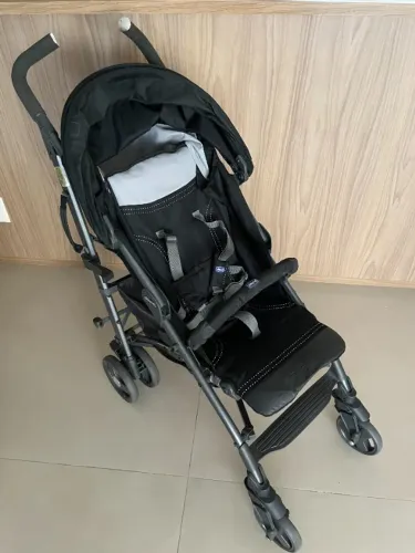 Carrinho de Bebê Chicco Liteway Preto - Excelente Estado / Muito Conservado
