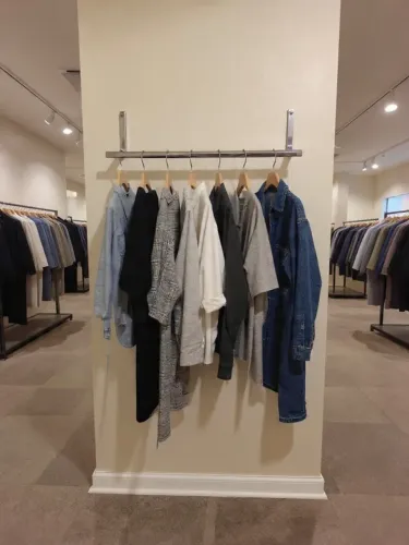 Arara para Roupas Fixa De Parede 90cm Cromada