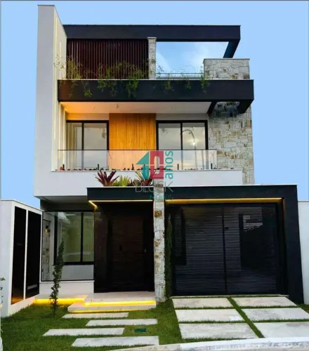 Recreio dos Bandeirantes | Casa de Condomínio 5 quartos, sendo 5 suites