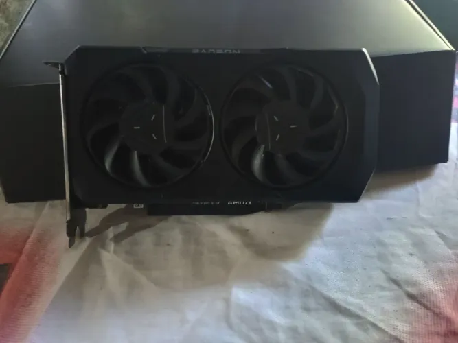 Rx 7600 8gb