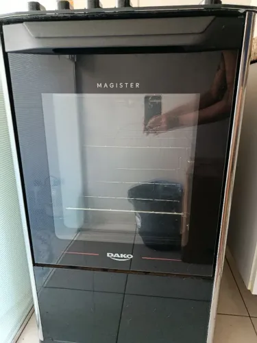 Vende-se fogão Dako Magister 4 bocas