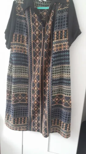 Vestido midi da marca Eveiza tamanho  54