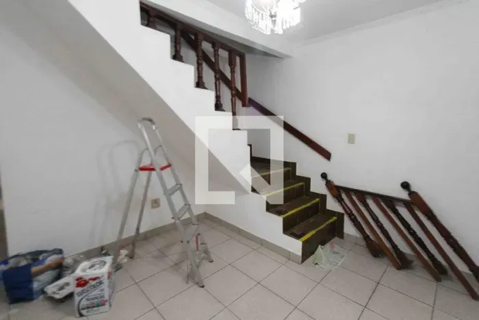 Casa à Venda - Vila Antonieta, 4 Quartos, 200 m2