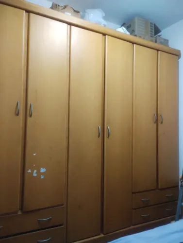 Doação de guarda roupa 6 portas