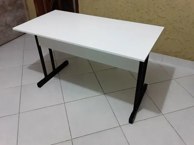 Mesa escrivaninha tipo escritório estudos 