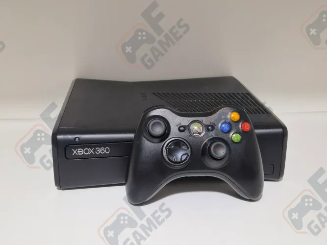 Xbox 360 Slim Seminovo Desb + HD com 200 Jogos | Aceito Cartão!!!