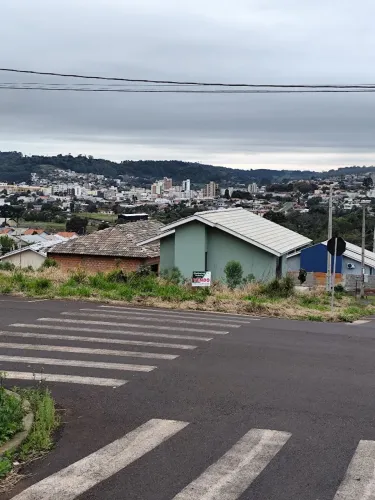 Lote de esquina à venda - Loteamento Família Gubert