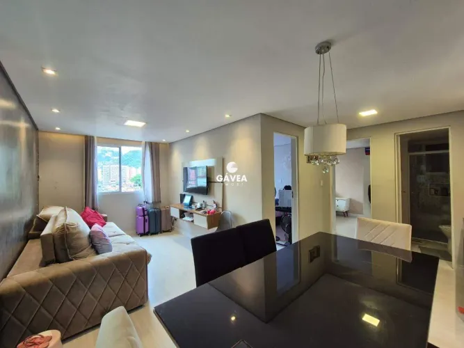 Apartamento à venda no Saboó em Santos.