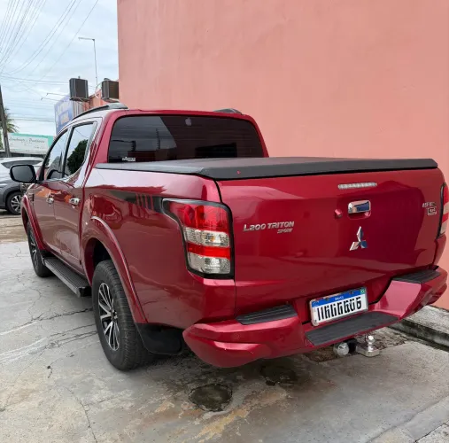 Mitsubishi L200 Triton Sport HPE-S 2.4 CD Dies. AUT 2020