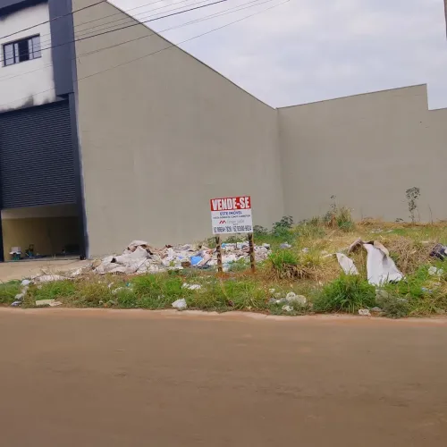 Lote comercial as margens da GO 070, excelente para construção de galpão.