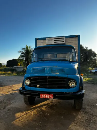 ? Mercedes-Benz 1313 Ano 1978 - Pronto para Trabalhar! ?
