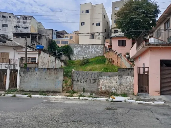 Terreno de 264 m² com 10 m de frente no Parque São Domingos  ideal para projeto residencia