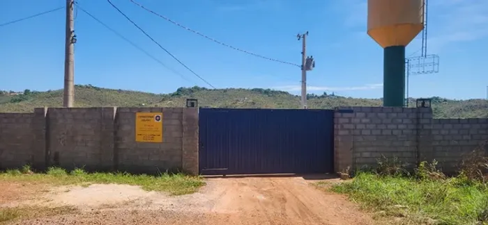 Excelente Lote com 400 Metros, Condomínio Solaris