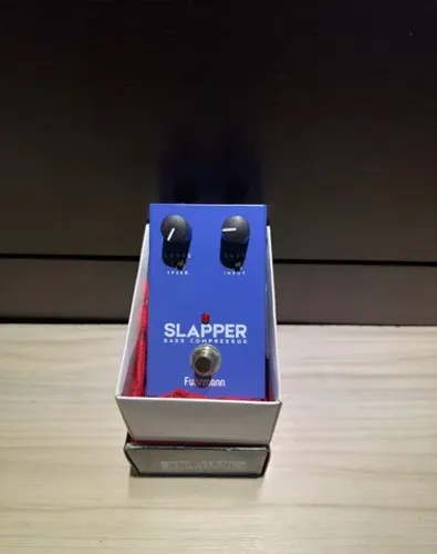 Pedal fuhrmann slapper bass compressor