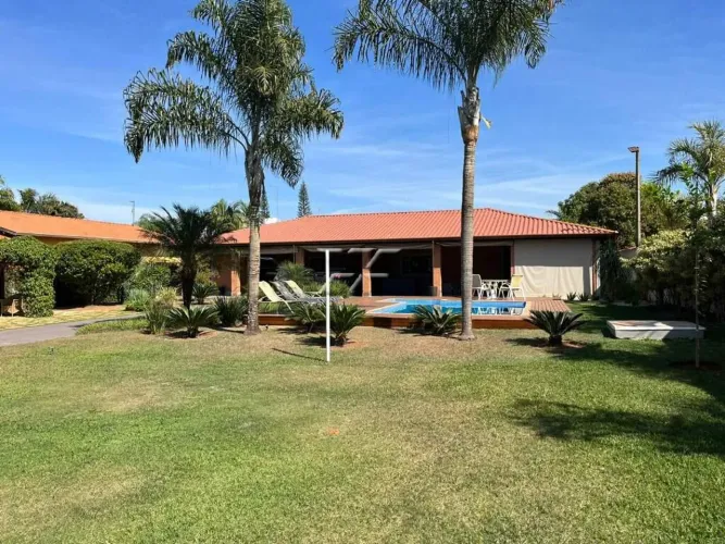 Casa em condomínio à venda com 3 quartos no Portal dos Nobres, em Ipeúna.