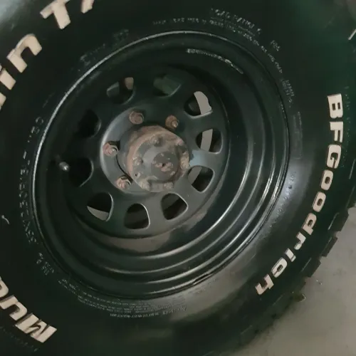 Rodas  para Jeep Jipe Troller Pajero Toyota  tenho aro 15 e aro 16