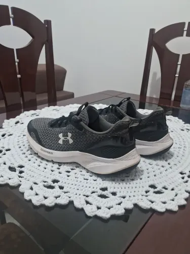 TÊNIS UNDER ARMOUR
