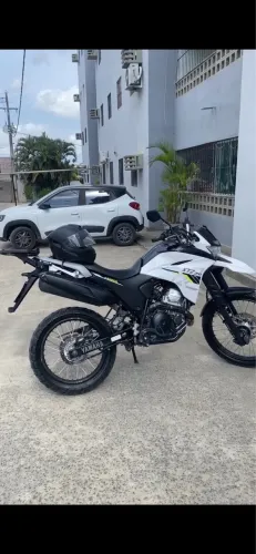 XTZ 250 Lander *39 mil rodados*