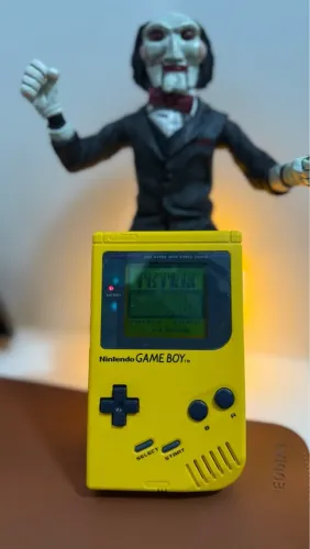 Game Boy Clássico DMG Amarelo