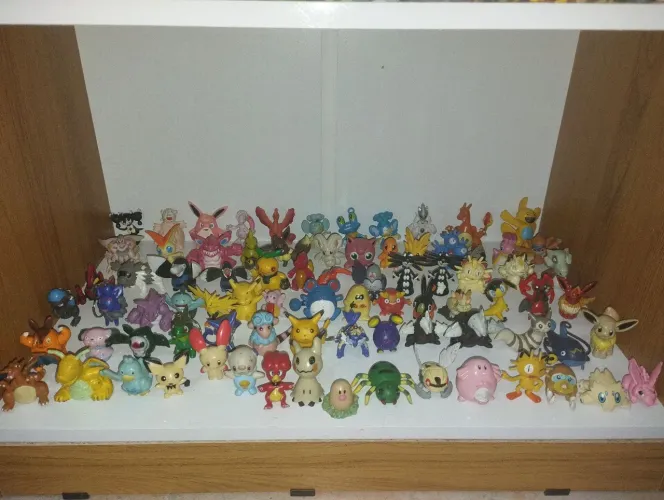 Lotes Baratos Miniatura Brinquedo Figura Pokémon
