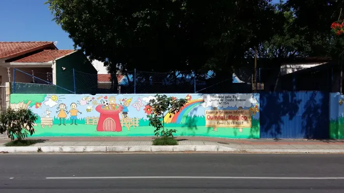 Alugo para fins comerciais ou troco por casa