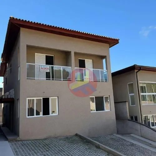 Sobrado com 3 dormitórios para alugar, 116 m² por R$ 5.000,00/mês - Olaria - Itapecerica d