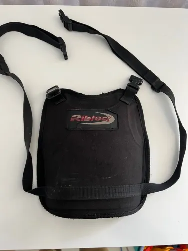 Protetor de Peito Infantil - kart / moto 