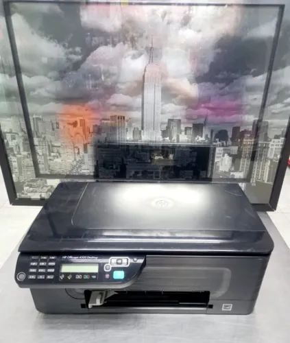 Impressora Multifuncional HP Officejet 4500 Desktop