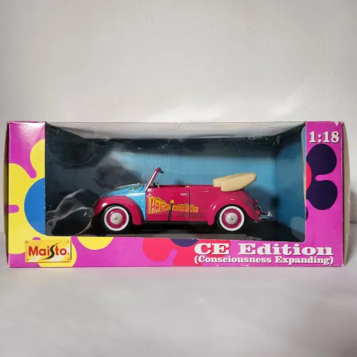 FUSCA MINIATURA MAISTO 1/18 RARO