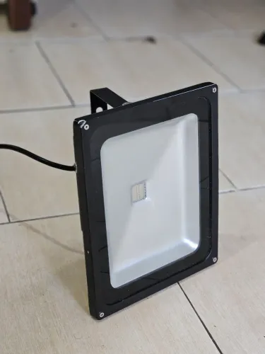 REFLETOR LED RGB