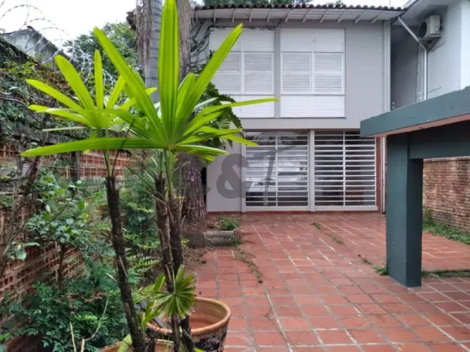 Sobrado - 3 Dormitórios à Venda ou para Alugar no Alto da Boa Vista - São Paulo/SP.