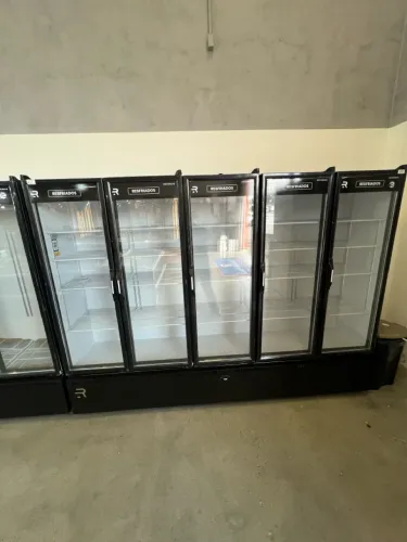Geladeira expositora 5 portas para resfriados - pronta entrega
