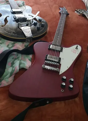 Guitarra Epiphone Firebird Cherry 