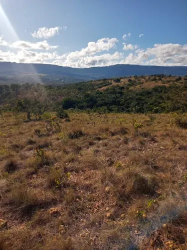 Terreno em Santana do Riacho (VENDO OU TROCO POR AUTOMÓVEL) 10.000m2