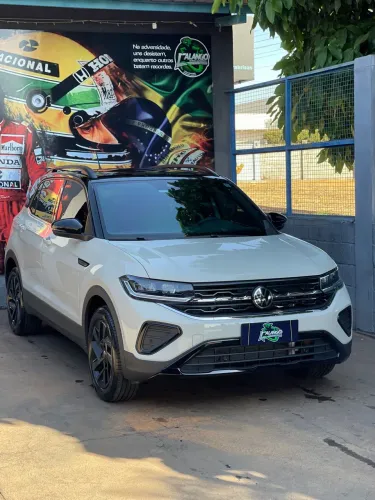  Volkswagen T-Cross Highline 1.4 250 TSI 2025 TSOLAR KIT BLACK IPVA 25 PG TODOS OS PACOTES