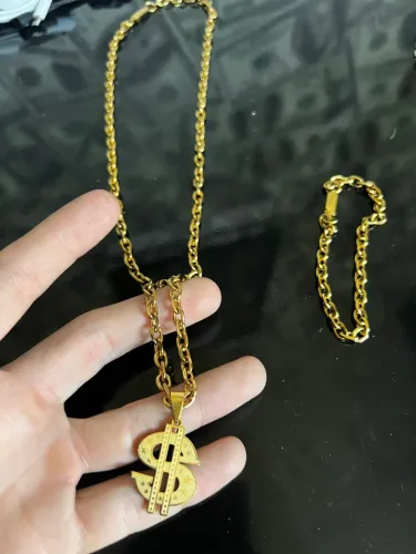 Corrente Banhada a Ouro 18K Cifrão pra vender hoje