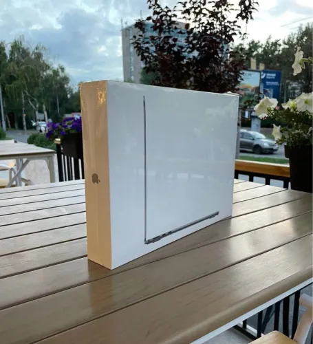 MacBook Air M2 - Lacrado