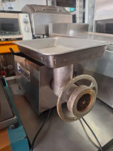 Picador Moedor De Carne Industrial Boca10 Pbm10i - Beccaro