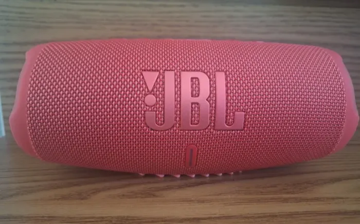Caixa de som JBL charge 5