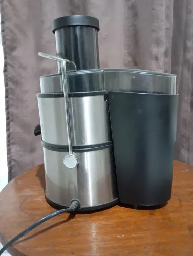 Centrífuga de fazer suco natural