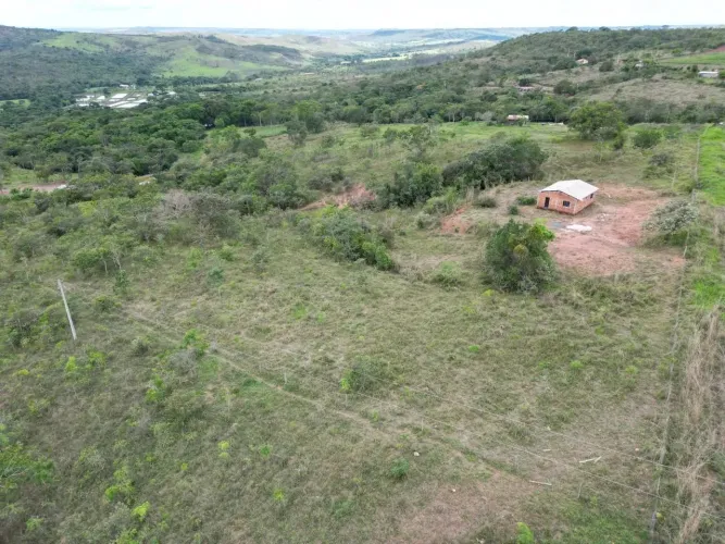 Chácara à venda, parcelas de R$999,00, Escriturado com Água e Energia