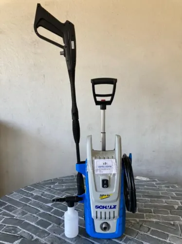 Potência e desempenho: Lavadora Schulz Hidrolav 1450W para uso doméstico