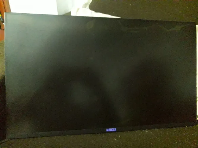 Monitor Mancer 24'' com problemas de tela só para tira peças